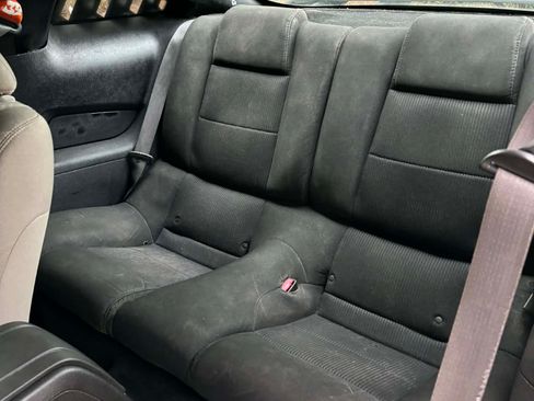 Used 2010 Ford Mustang Coupe image 24