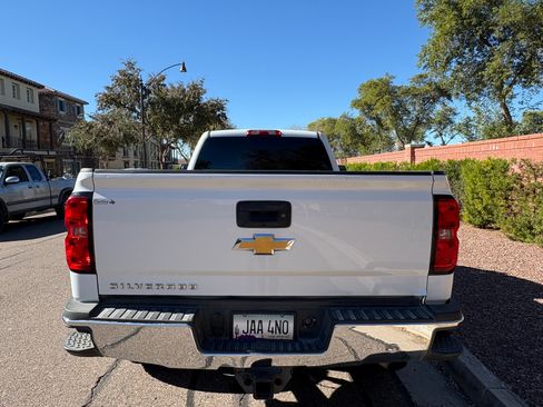 Used 2017 Chevrolet Silverado 2500 W/T w/ WT Convenience Package image 4