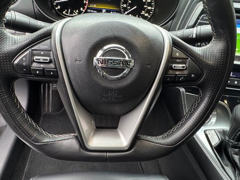 Used 2016 Nissan Maxima Platinum image 13