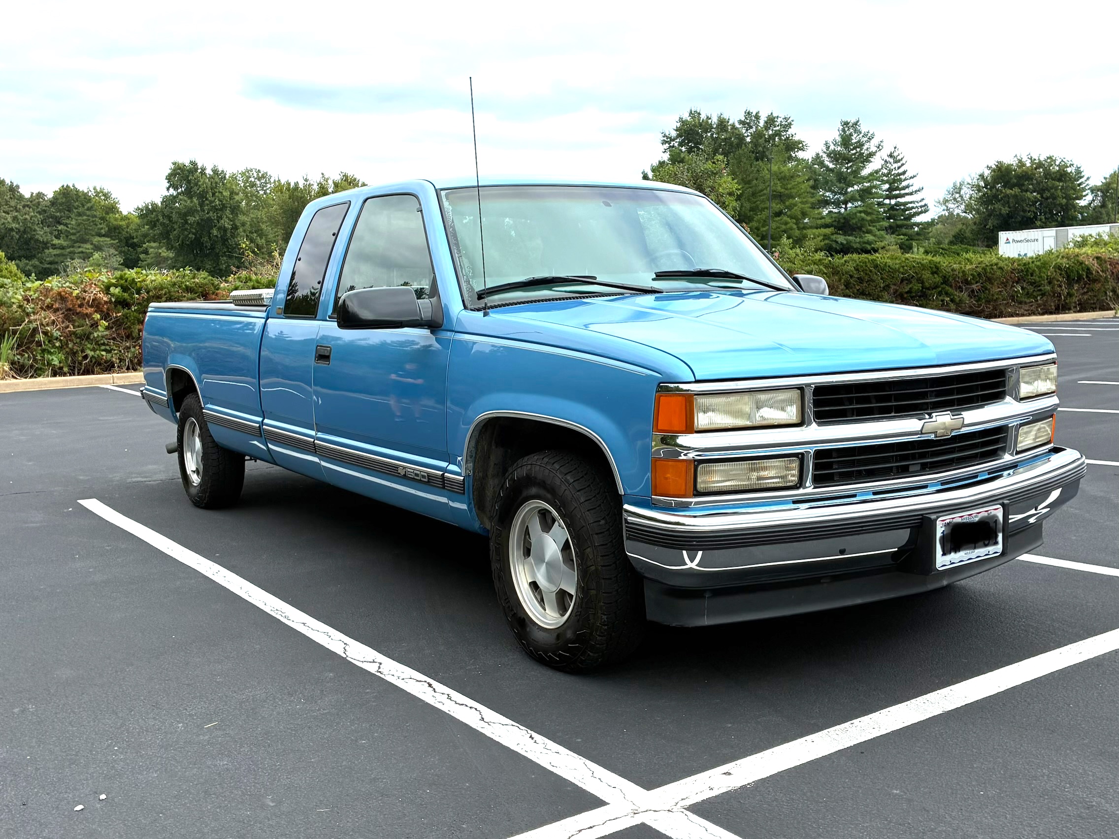 Used 1997 Chevrolet Silverado 1500 2WD Extended Cab w/ Preferred Equipment Group 2 image 9