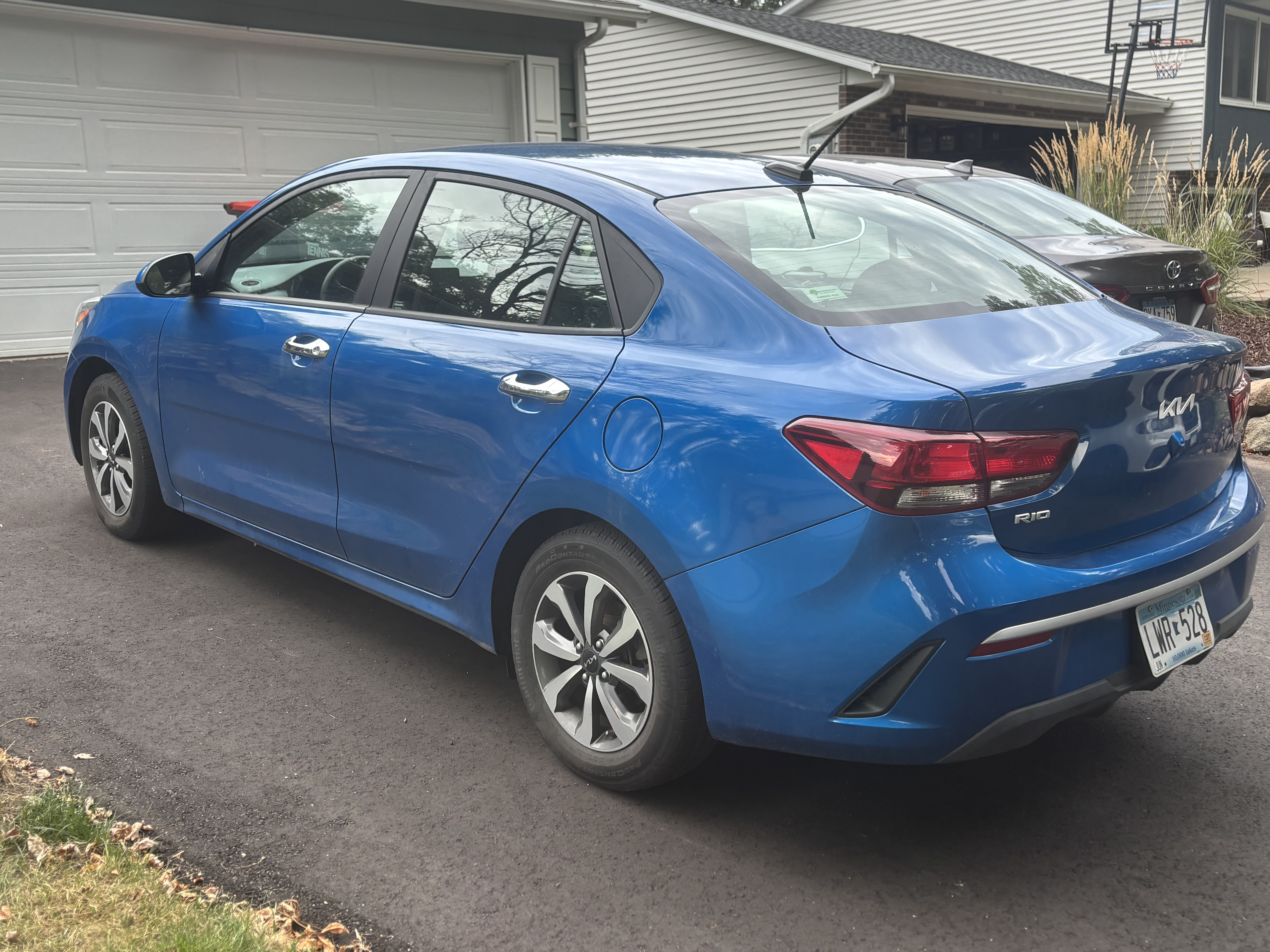 Used 2022 Kia Rio S w/ Technology Package FWD image 1