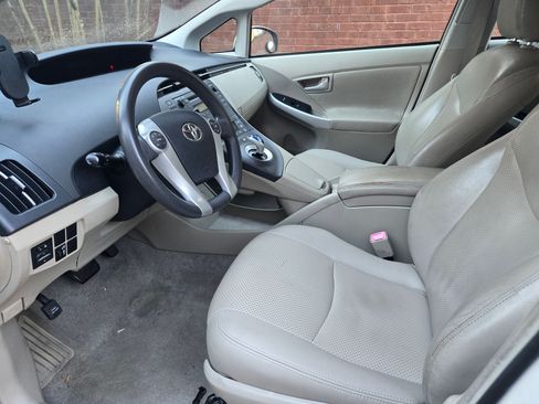 Used 2011 Toyota Prius Two image 4