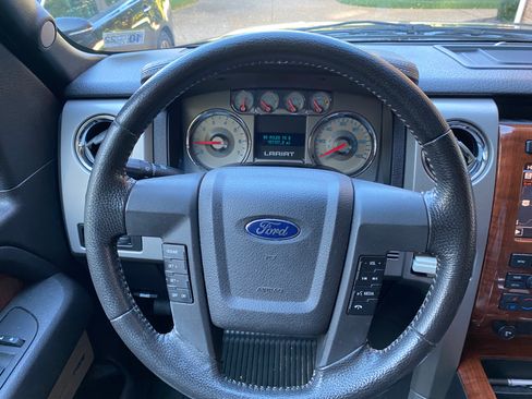 Used 2010 Ford F150 Lariat AWD/4WD image 12