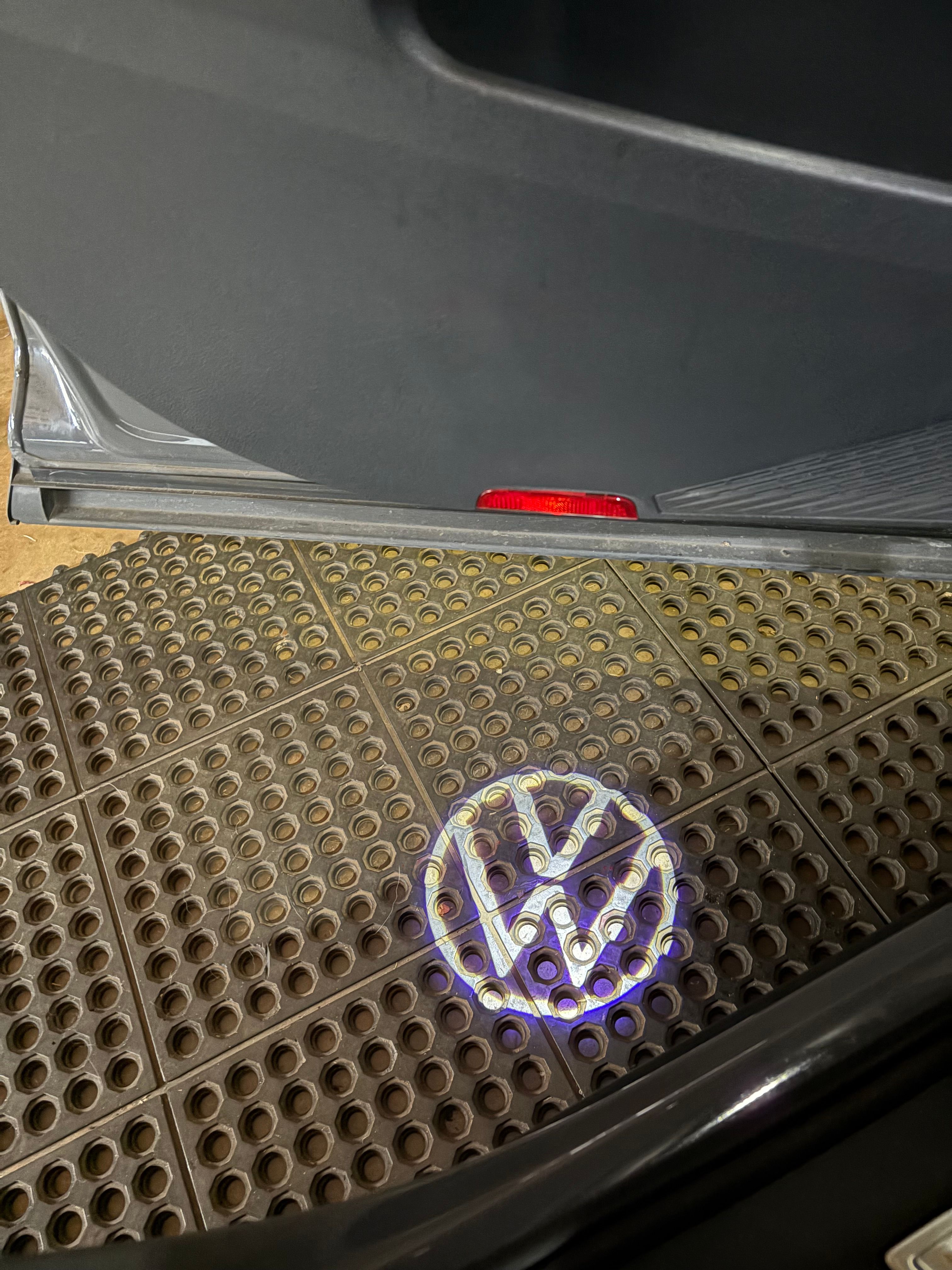 Used 2025 Volkswagen Atlas SEL Premium R-Line AWD/4WD image 12