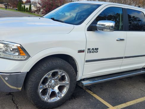 Used 2018 RAM 1500 Laramie w/ Convenience Group image 1