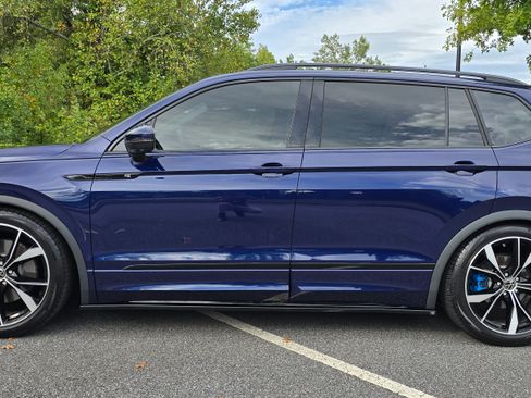 Used 2024 Volkswagen Tiguan SEL R-Line image 6