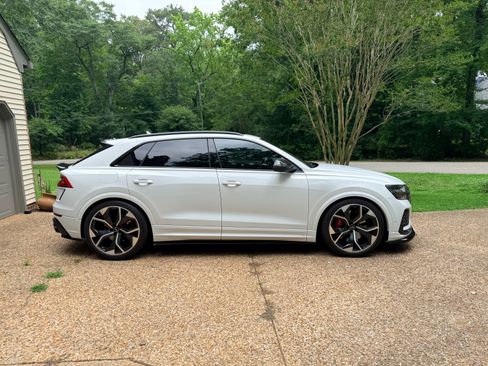 Used 2020 Audi RS Q8 AWD/4WD image 4