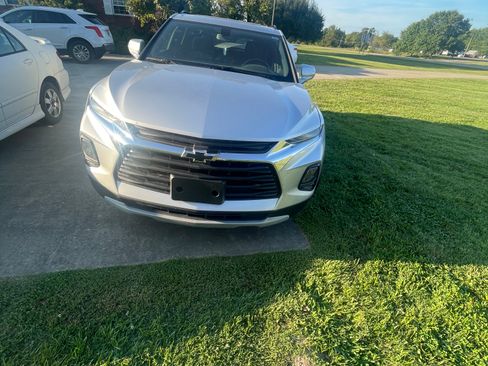 Used 2021 Chevrolet Blazer LT FWD image 1