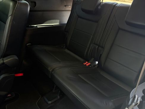 Used 2022 Volkswagen Atlas SE AWD/4WD image 13