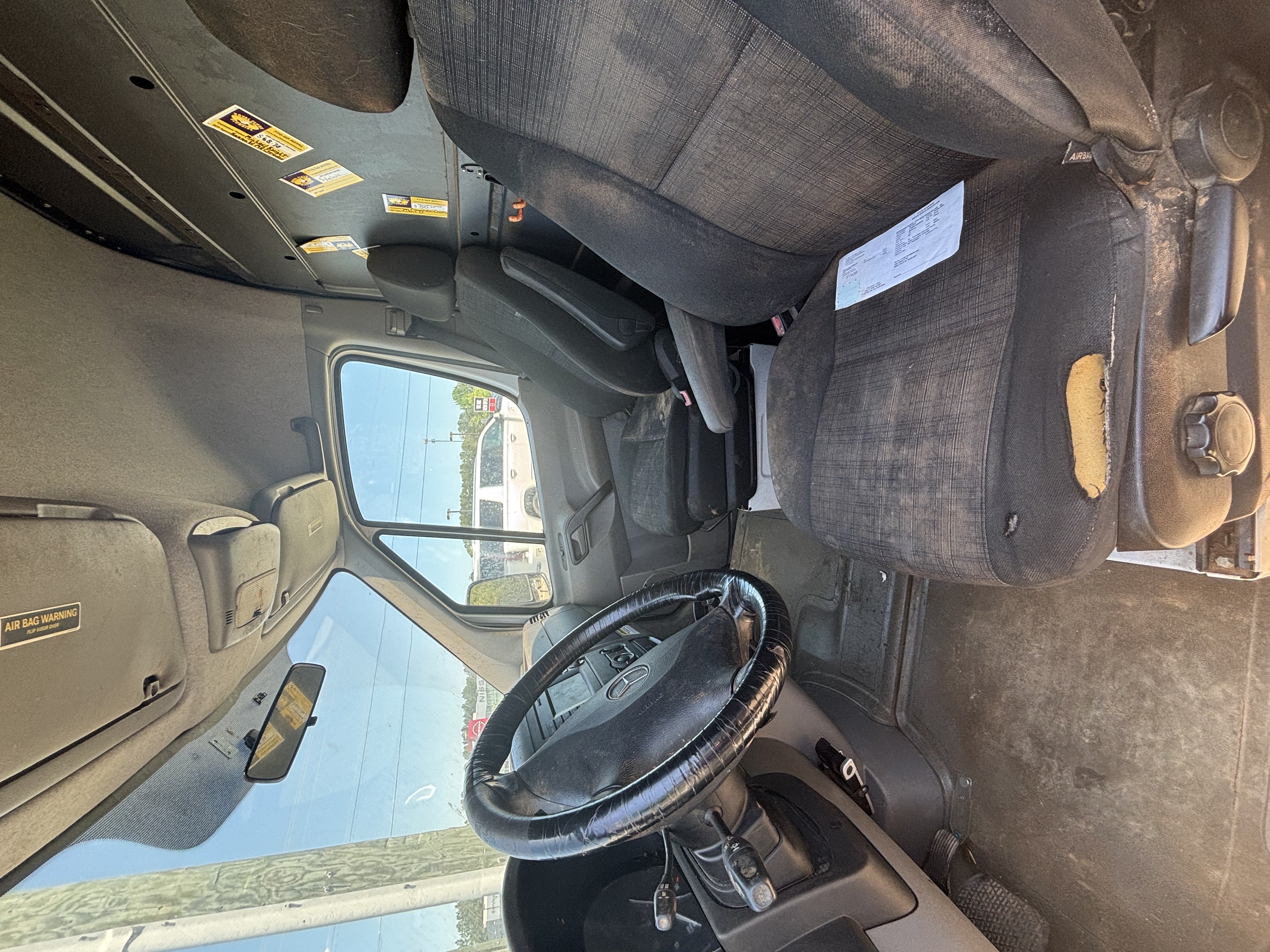 Used 2018 Mercedes-Benz Sprinter 2500 image 7