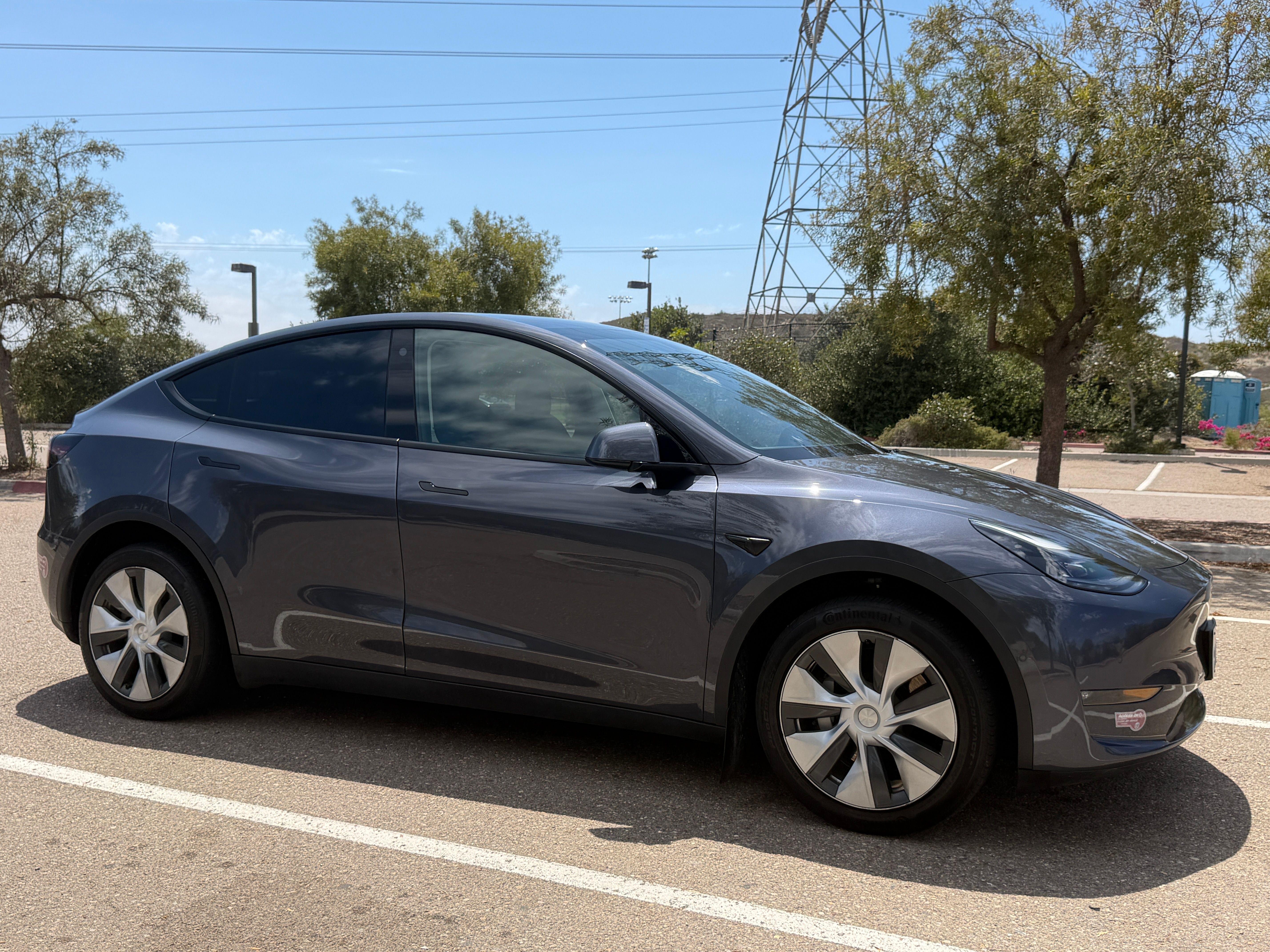 Used 2022 Tesla Model Y Long Range AWD/4WD image 10