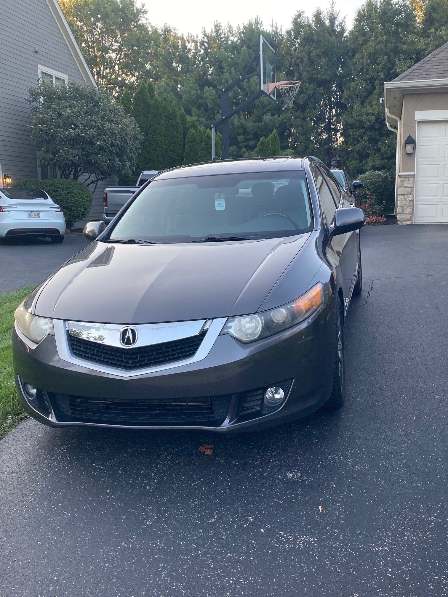 Used 2010 Acura TSX V6 Sedan FWD image 2