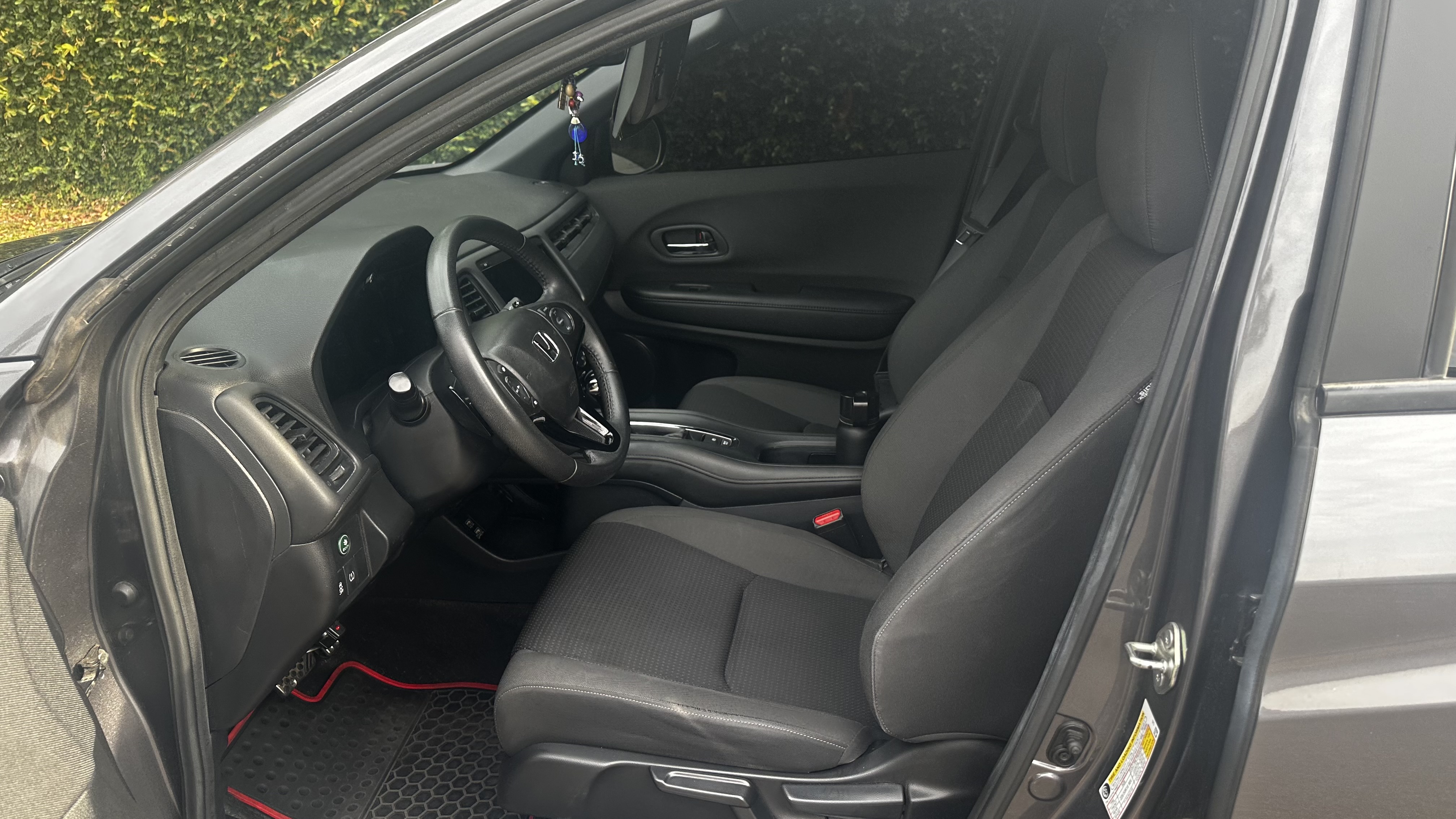 Used 2019 Honda HR-V Sport image 31