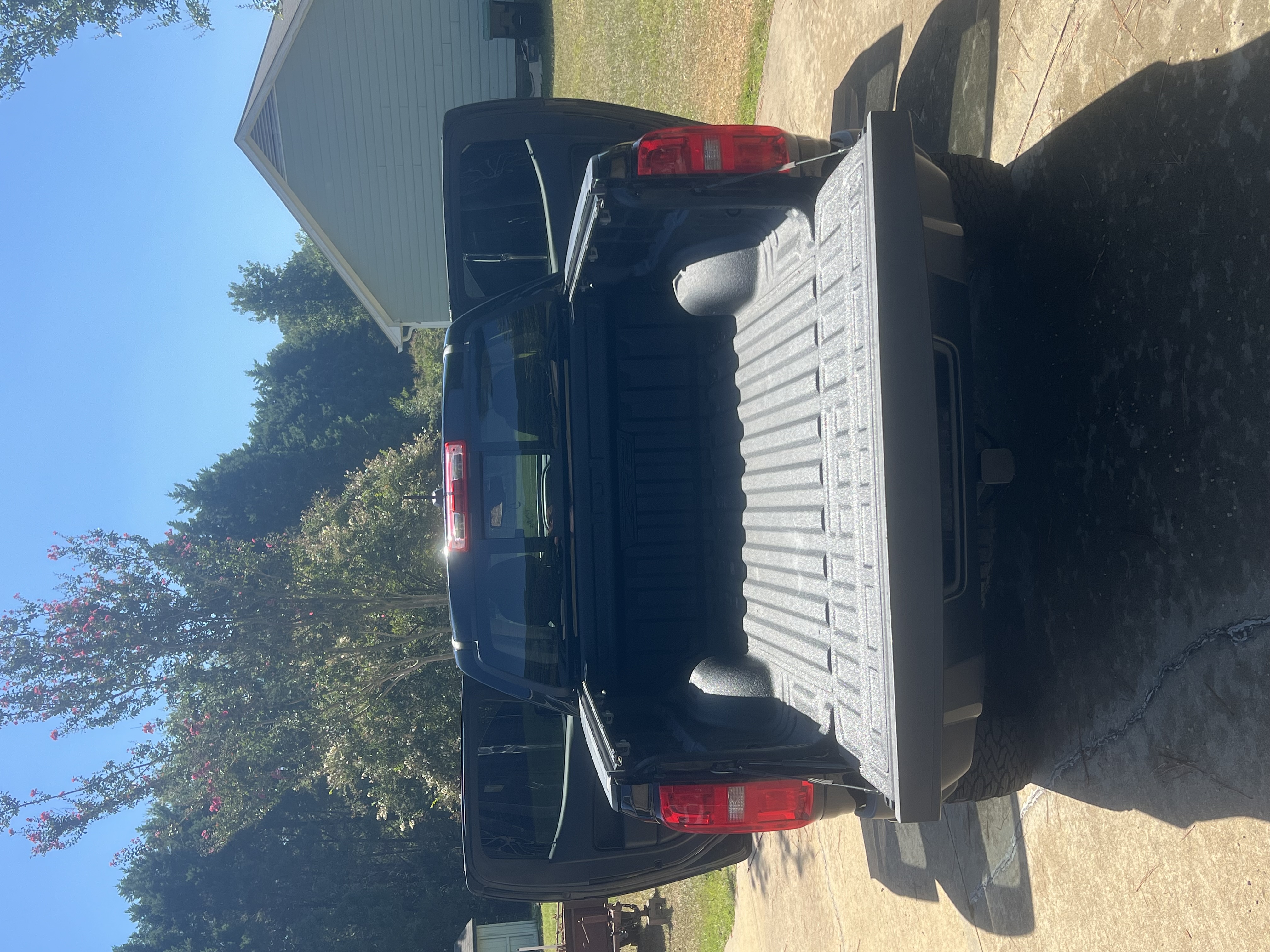 Used 2022 Chevrolet Colorado ZR2 AWD/4WD image 16