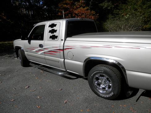 Used 2004 Chevrolet Silverado 1500 LT w/ Light Duty Power Package image 4