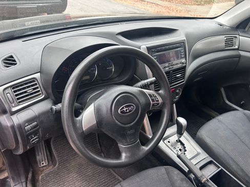 Used 2011 Subaru Forester 2.5X w/ Alloy Wheel Value Pkg image 15