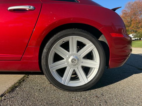 Used 2005 Chrysler Crossfire Limited RWD image 20