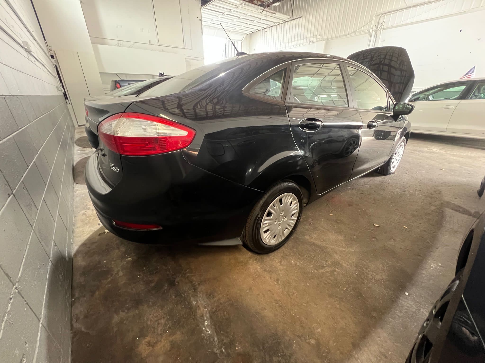 Used 2019 Ford Fiesta S FWD image 9
