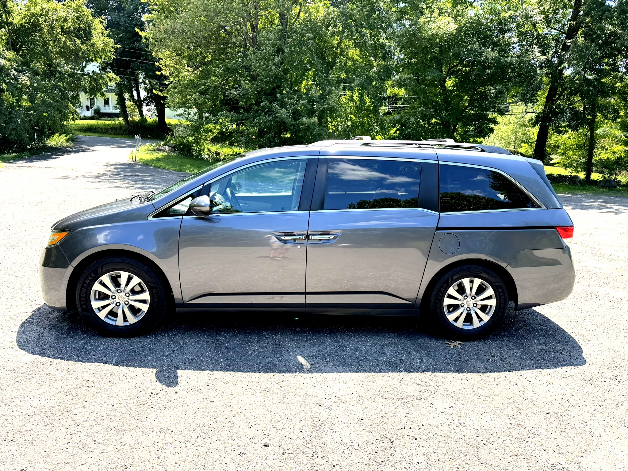 Used 2016 Honda Odyssey EX-L image 2