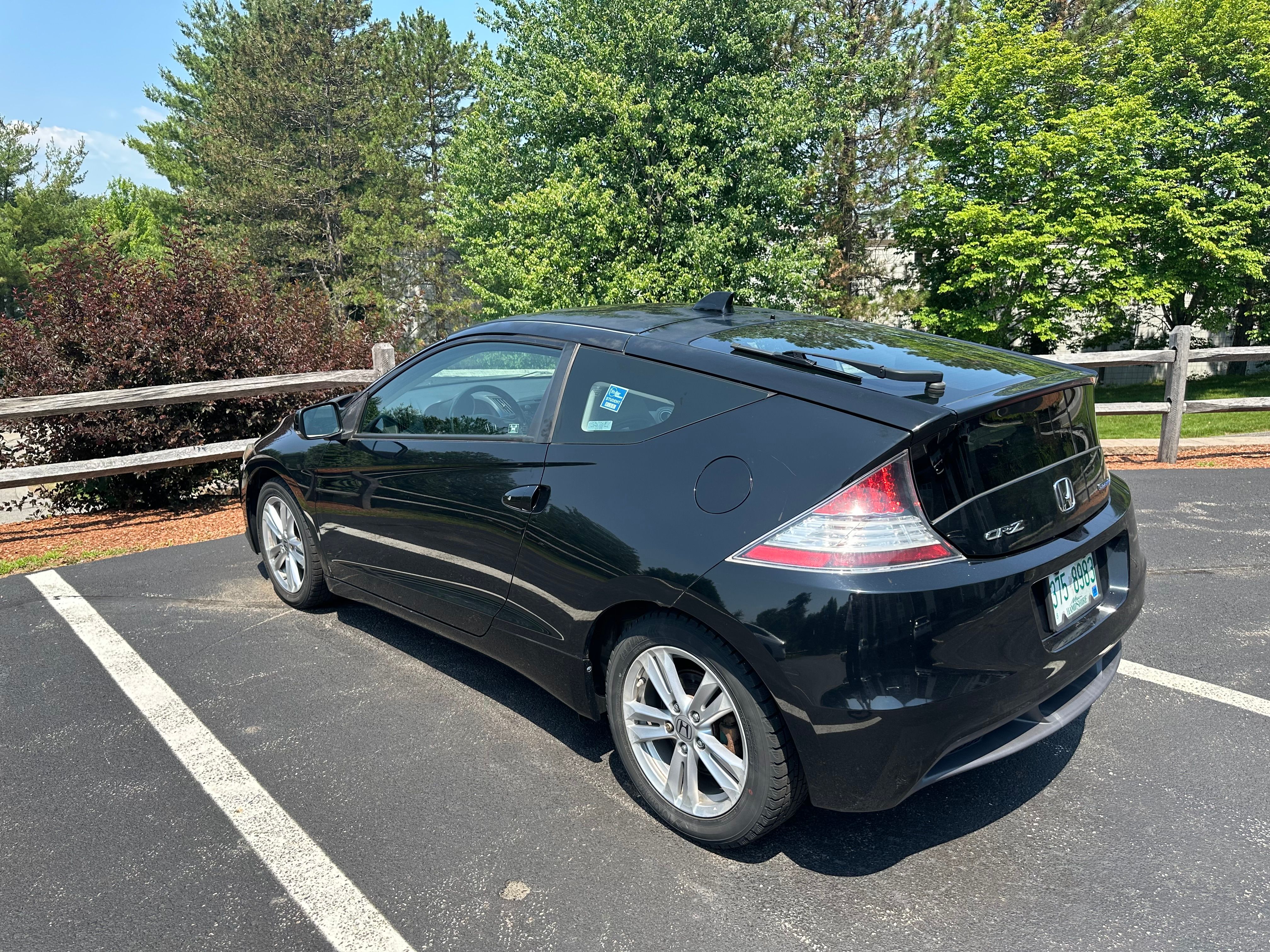 Used 2011 Honda CR-Z EX image 2