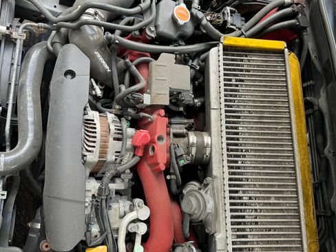 Used 2010 Subaru Impreza WRX STI image 14