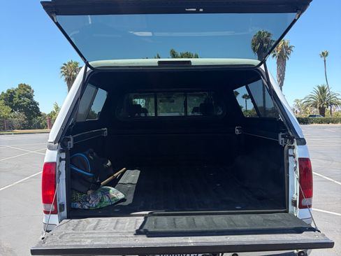 Used 2004 Ford F250 Lariat AWD/4WD image 10