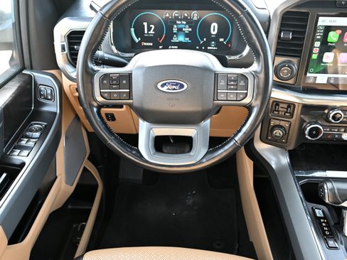 Used 2022 Ford F150 Lariat w/ Equipment Group 501A Mid image 8