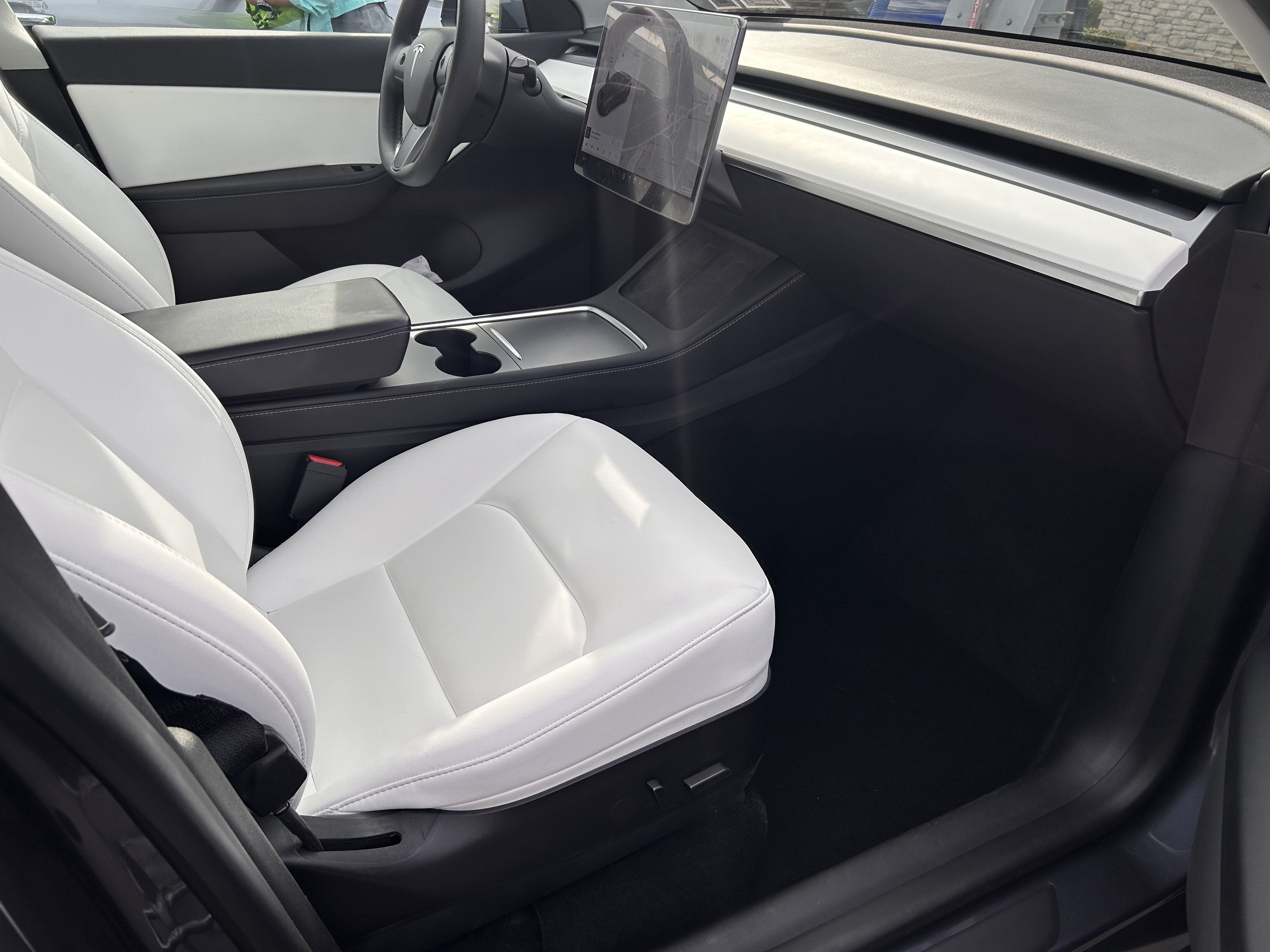 Used 2021 Tesla Model Y Long Range AWD/4WD image 12