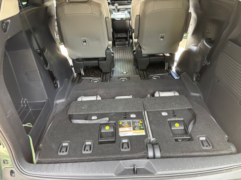 Used 2026 Toyota Sienna XLE AWD/4WD image 20