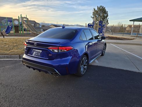 Used 2020 Toyota Corolla SE w/ SE Premium Package image 5