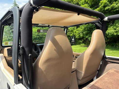 Used 1999 Jeep Wrangler Sport AWD/4WD image 24