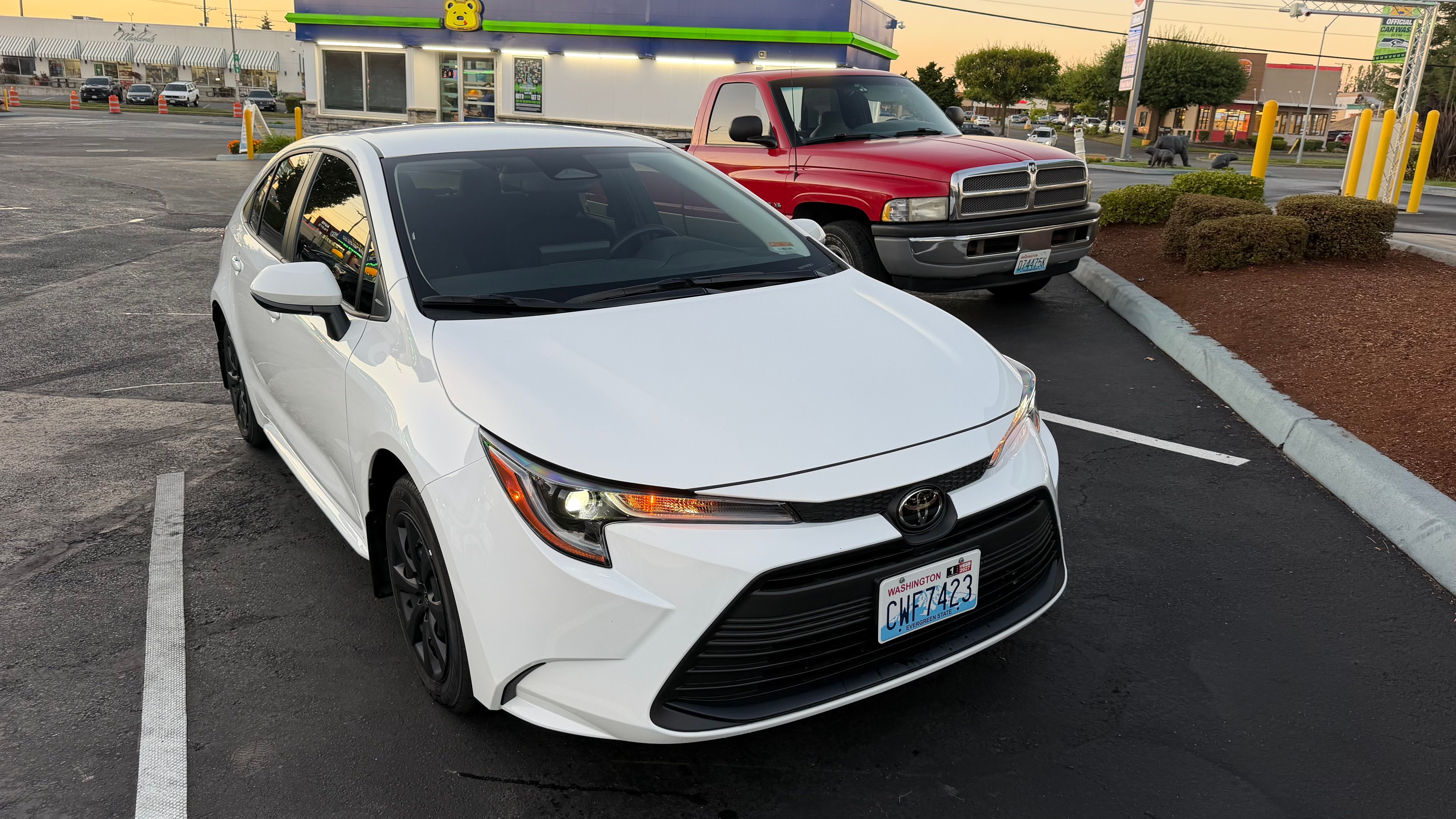 Used 2026 Toyota Corolla LE FWD image 9
