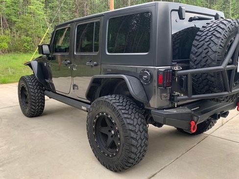 Used 2017 Jeep Wrangler Unlimited Sport w/ Quick Order Package 24S image 9