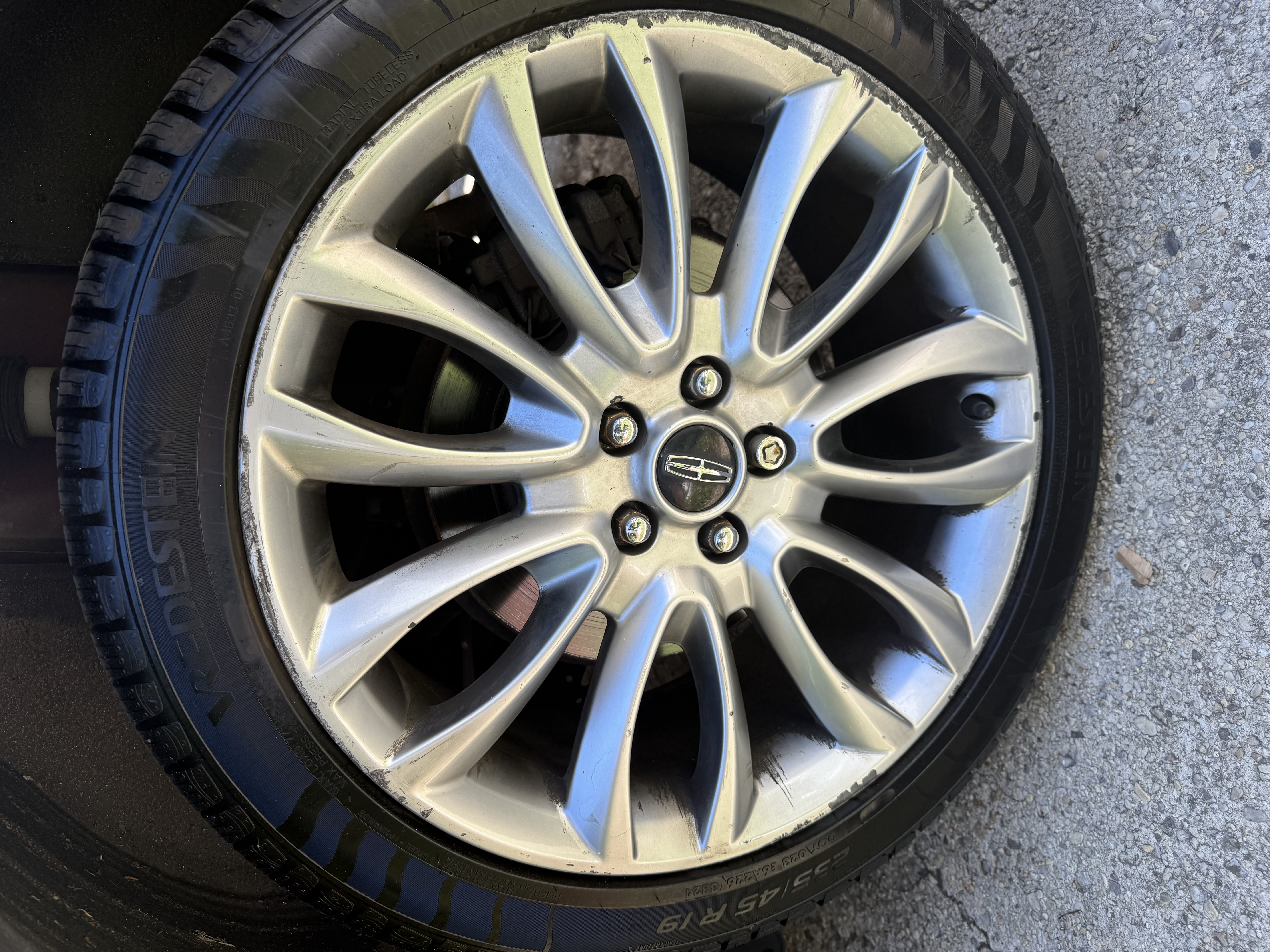 Used 2016 Lincoln MKC Reserve w/ Lincoln MKC Climate Package FWD image 9