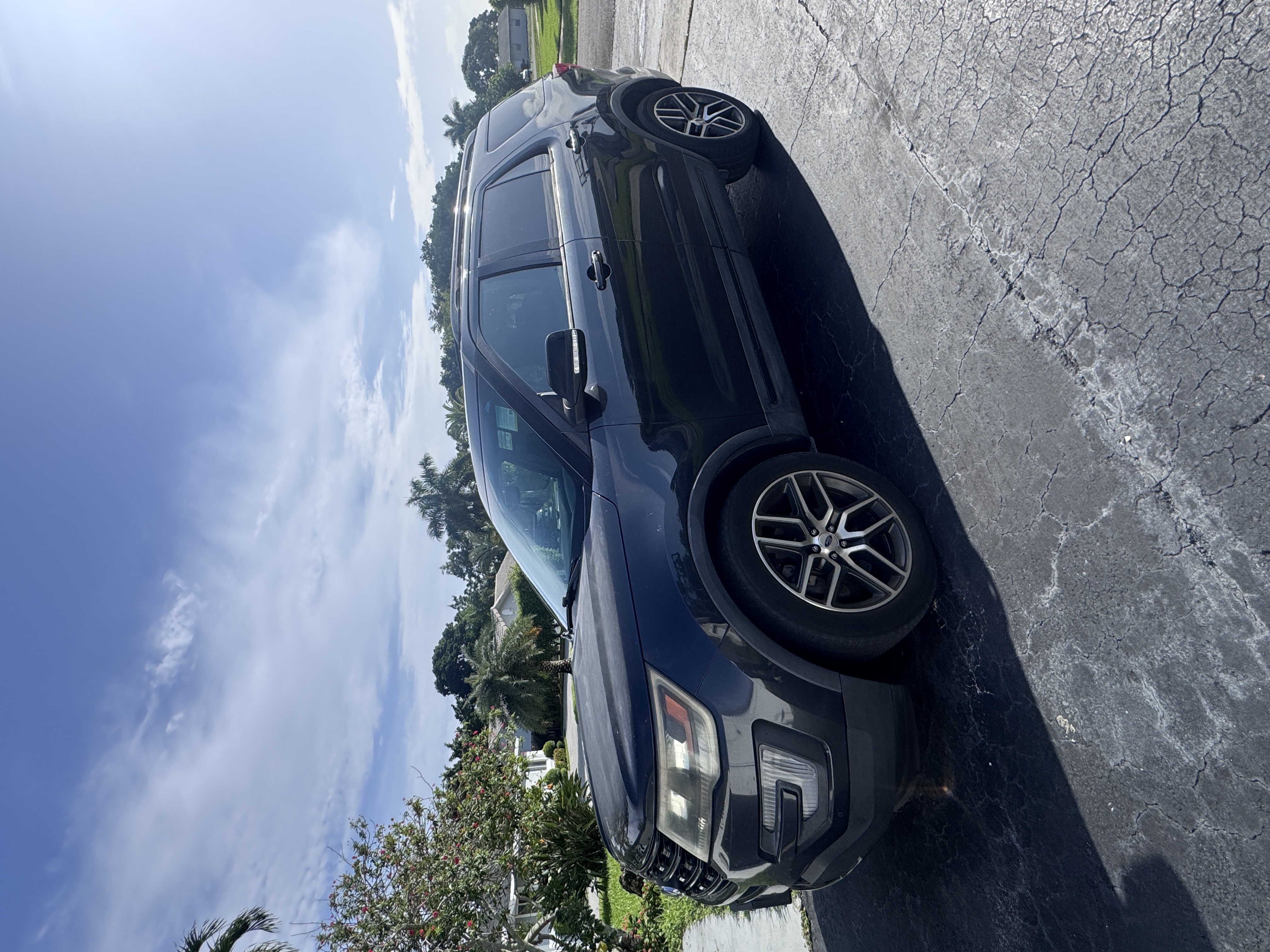Used 2017 Ford Explorer Sport w/ Equipment Group 401A AWD/4WD image 4