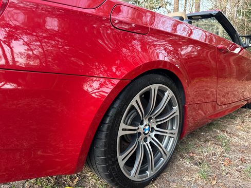 Used 2011 BMW M3 Convertible image 13