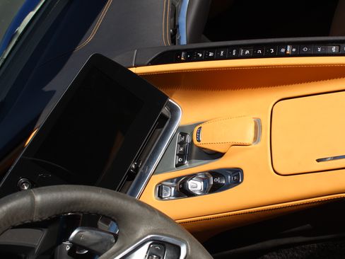 Used 2023 Chevrolet Corvette Stingray Preferred Conv w/ Z51 Performance Package image 10