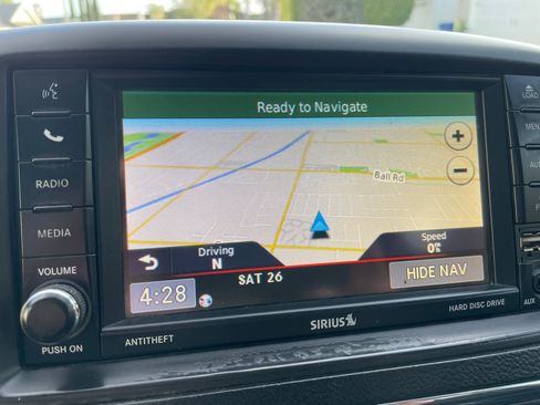 Used 2016 Dodge Grand Caravan SXT w/ UConnect Hands-Free Group image 13