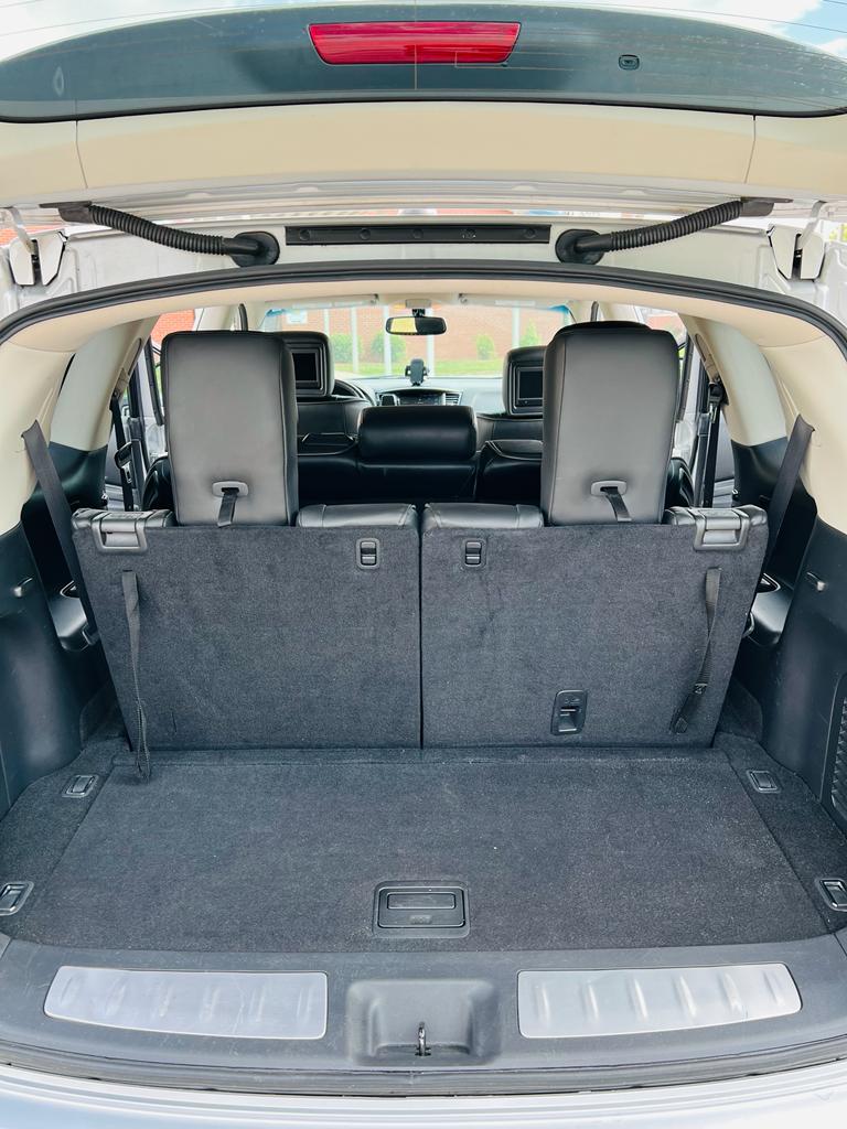 Used 2013 INFINITI JX35 FWD w/ Premium Pkg image 16