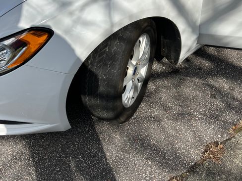 Used 2018 Ford Fusion S image 14