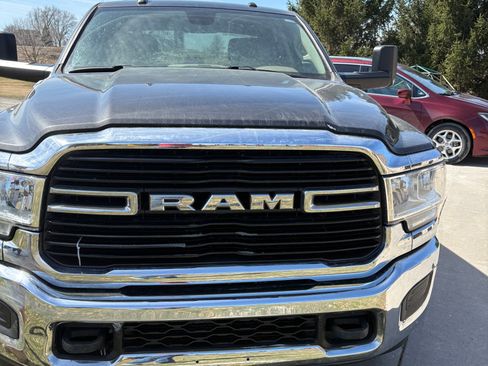 Used 2019 RAM 2500 Big Horn image 15
