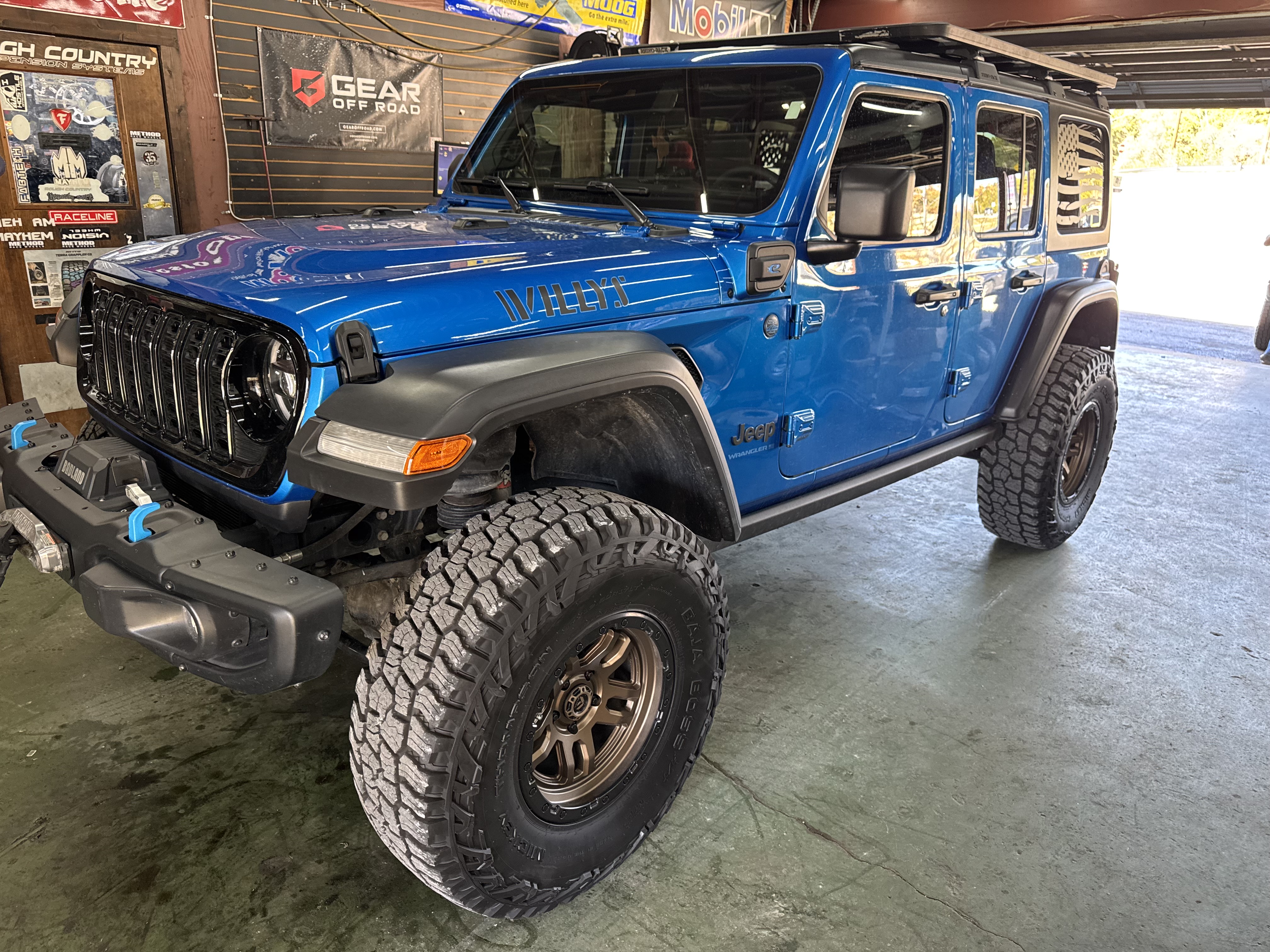 Used 2024 Jeep Wrangler Unlimited AWD/4WD image 2