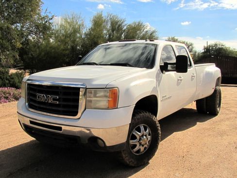 Used 2007 GMC Sierra 3500 SLT w/ Convenience Package image 1