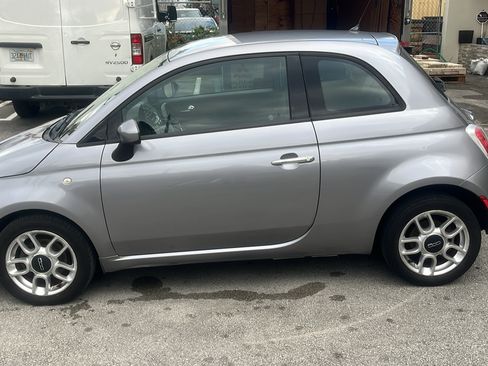 Used 2015 FIAT 500 Pop image 4