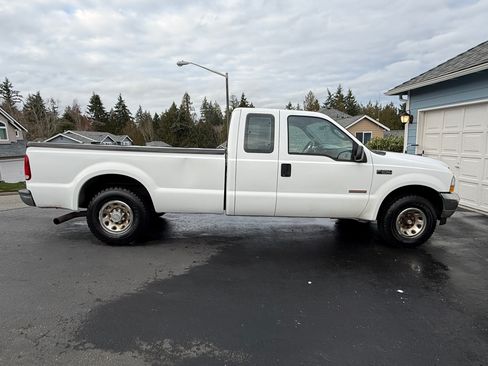 Used 2004 Ford F250 XLT image 6