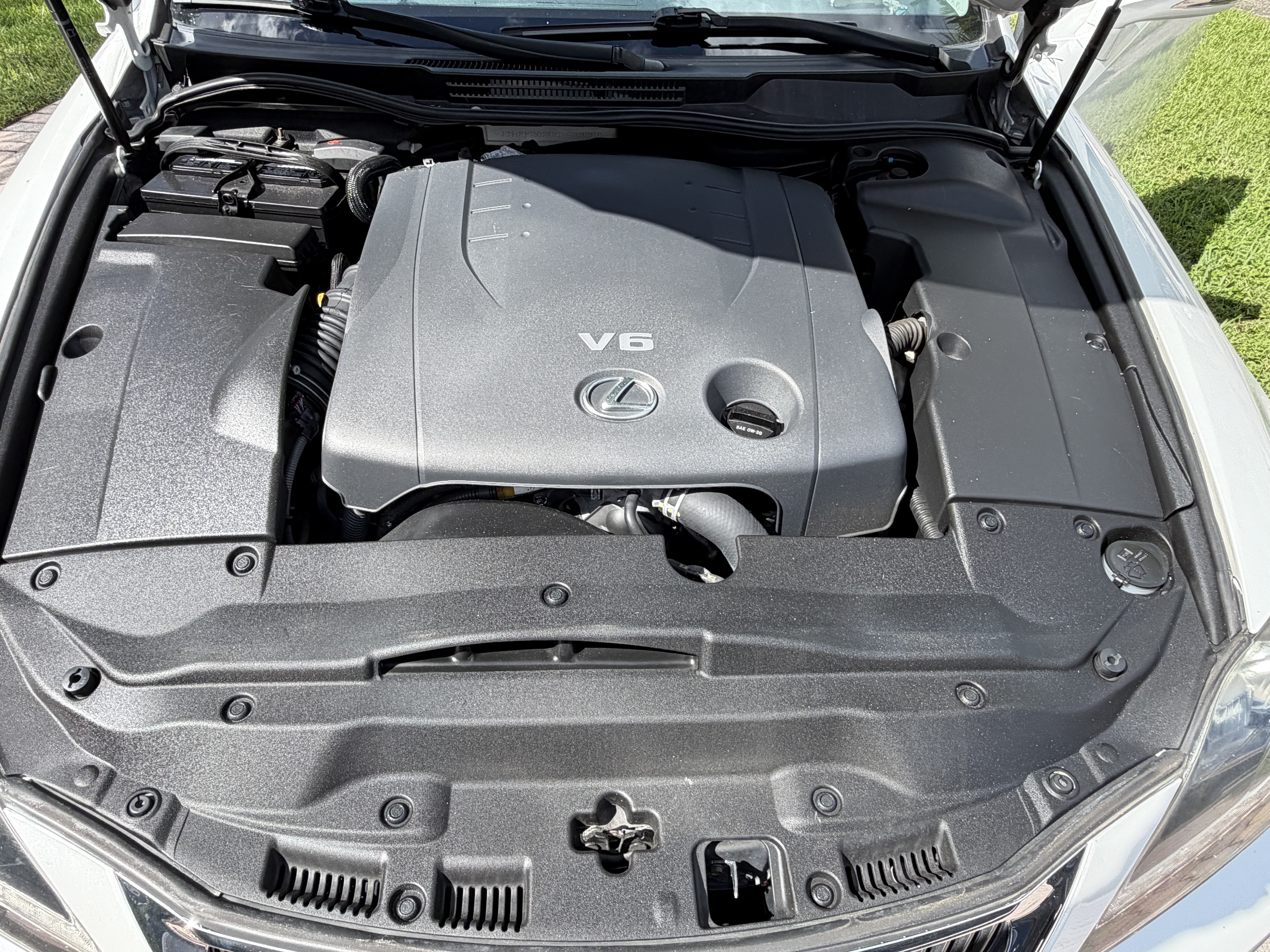 Used 2012 Lexus IS 250C w/ Luxury Pkg RWD image 15