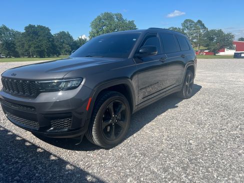 Used 2021 Jeep Grand Cherokee L Laredo AWD/4WD image 1