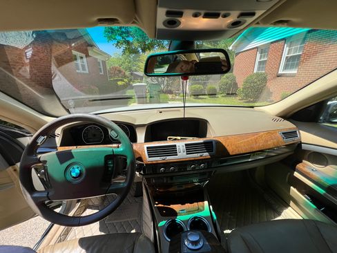 Used 2003 BMW 745i image 6