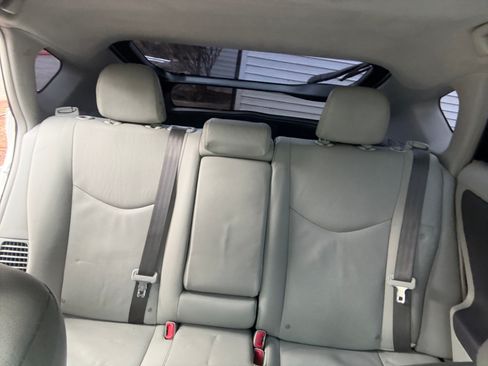 Used 2011 Toyota Prius Four w/ Solar Roof Pkg FWD image 6