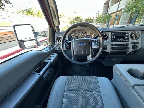 Used 2015 Ford F250 XLT w/ XLT Value Package image 12